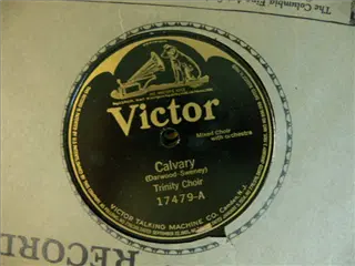 small_victor 17479 a.webp